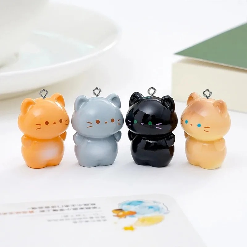 10 Pack Sweet 3D Standing Kitt - Resin Art Keychain 评论和价格