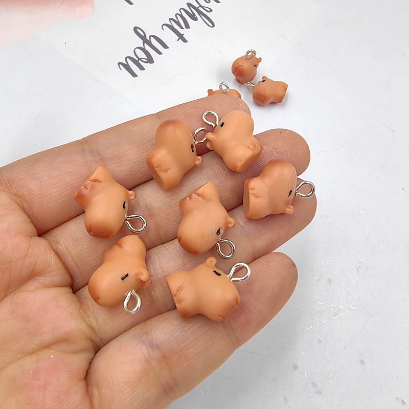 10pcs Cute Small Capybara Char - Resin Art Keychain 评论和价格